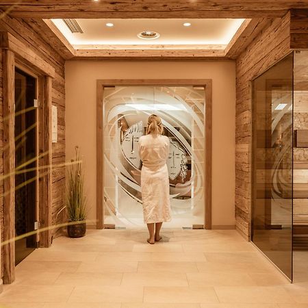 Aktiv & Vitalhotel Bergcristall Neustift im Stubaital Eksteriør billede