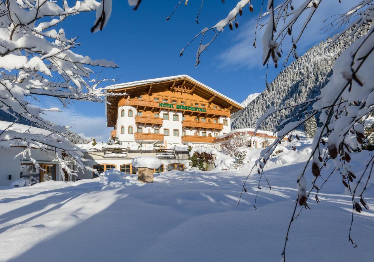 Aktiv & Vitalhotel Bergcristall Neustift im Stubaital Eksteriør billede
