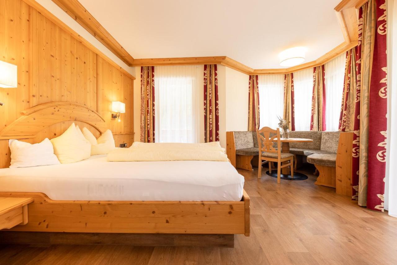 Aktiv & Vitalhotel Bergcristall Neustift im Stubaital Eksteriør billede