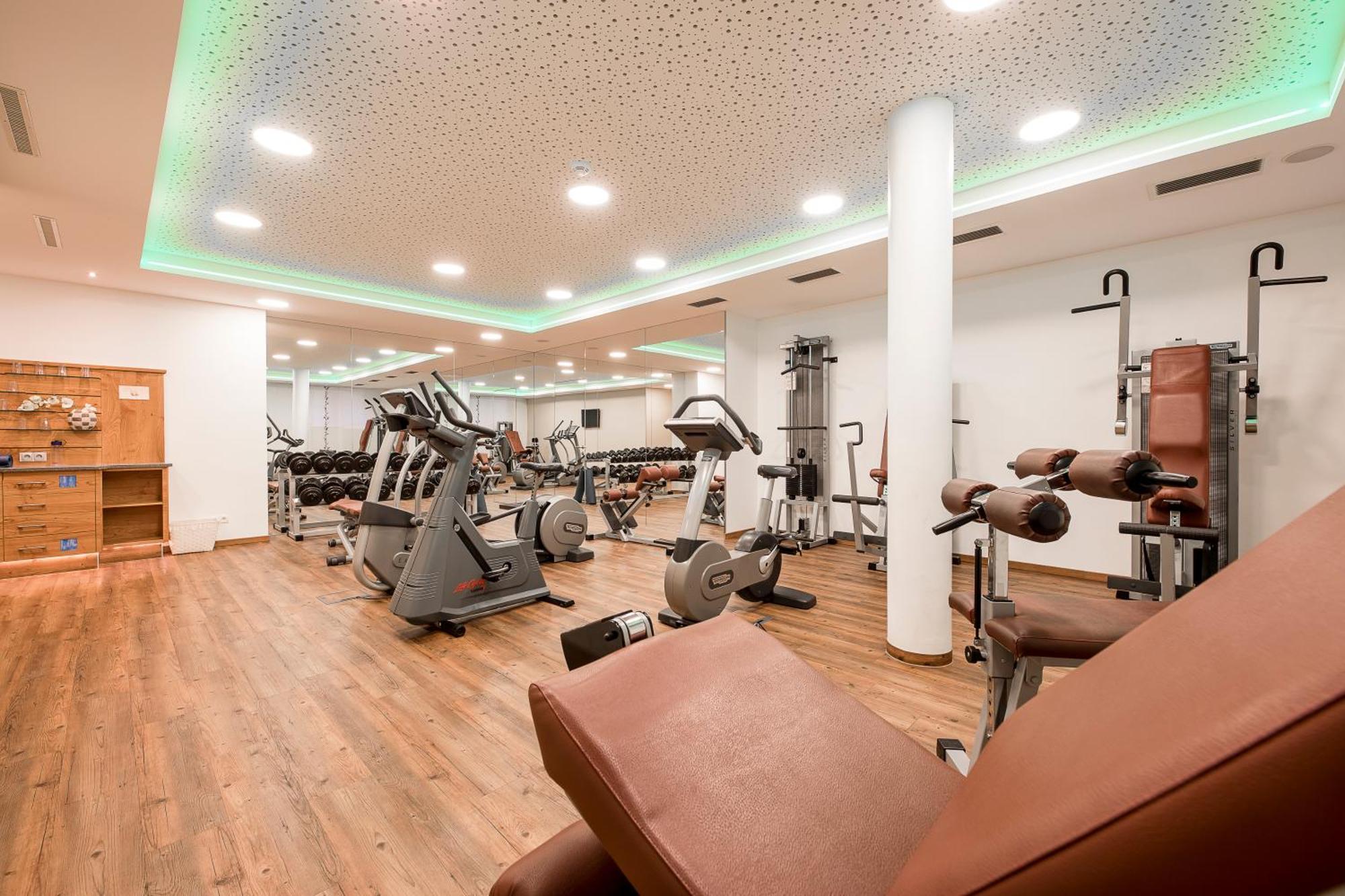 Aktiv & Vitalhotel Bergcristall Neustift im Stubaital Eksteriør billede