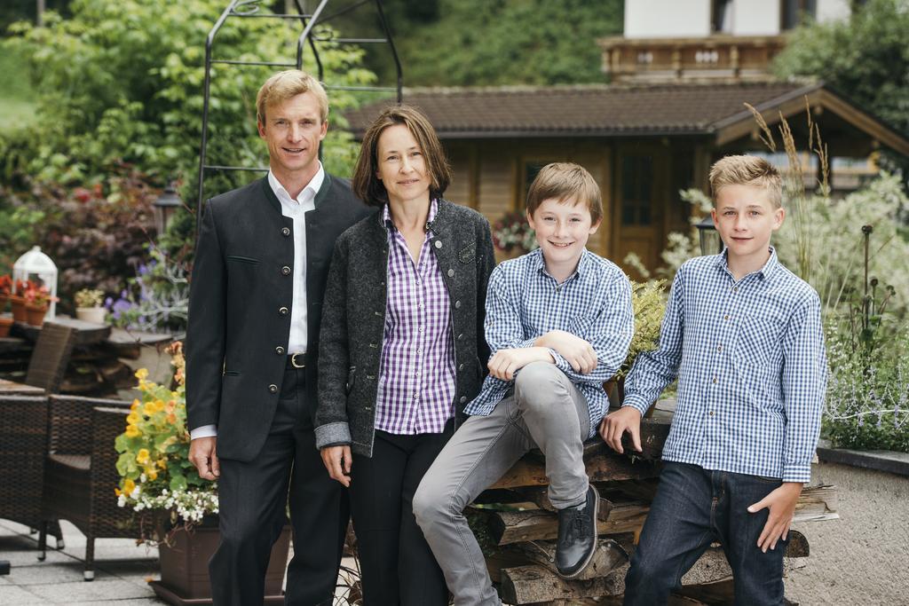 Aktiv & Vitalhotel Bergcristall Neustift im Stubaital Eksteriør billede